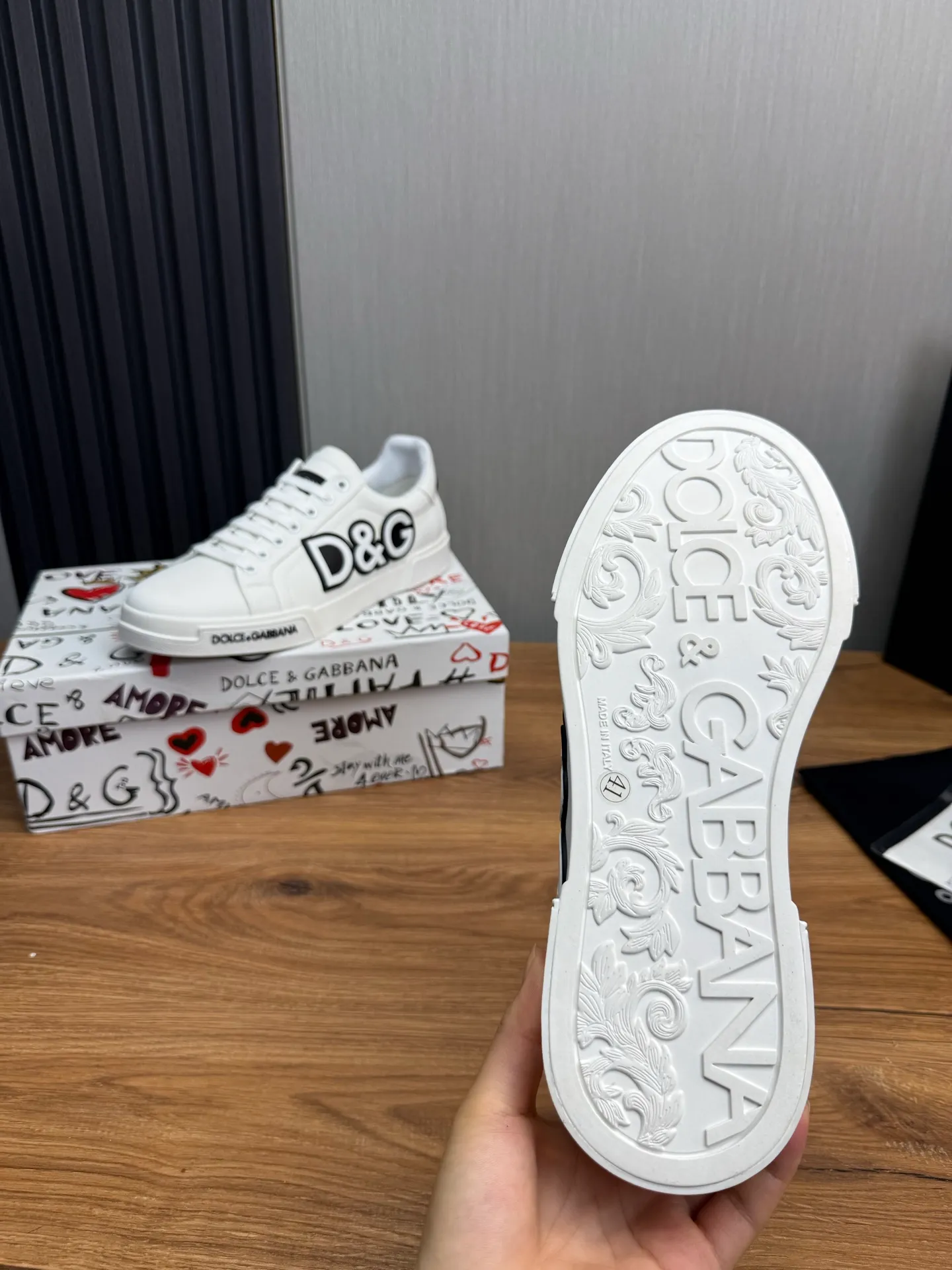 Men's men's shoes💰460💰Dolce & gabbana (DG) official website synchronized new models💥1 fashion hot models: 1 exclusive mold opening ✅ imported cowhide for the upper, unique brand style logo upper 💥sheepskin foot pads 🐑original private mold outsole ✔️36-44 (38.45 custom-made, non-refundable)